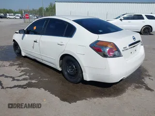 2009 Nissan Altima S with VIN 1N4AL21E09N432496, listed as a IAAI auction lot 42073322 with Not Provided miles and . Bid and sale history available at DreamBid. Image 3.