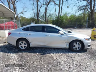 2022 Chevrolet Malibu LT with VIN 1G1ZD5ST9NF142666, listed as a IAAI auction lot 41892217 with 56,398 mi miles and . Bid and sale history available at DreamBid. Image 13.