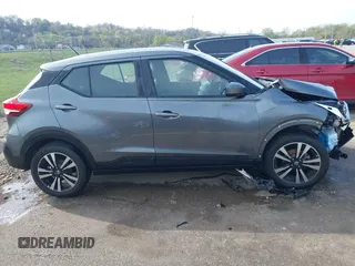 2019 Nissan Kicks S with VIN 3N1CP5CU8KL542721, listed as a IAAI auction lot 41889781 with 88,604 mi miles and . Bid and sale history available at carsss.com. Image 14.