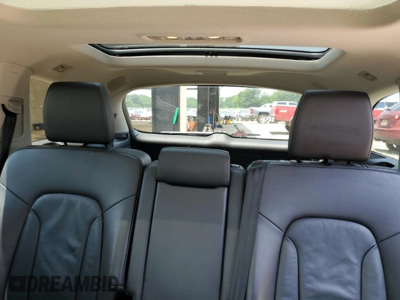 2015 Audi Q7 Premium Plus with VIN WA1LGAFE8FD006318, listed as a Copart auction lot 59210825 with 91,891 mi miles and Salvage title. Bid and sale history available at DreamBid. Image 10.