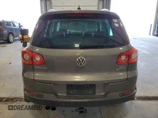2011 Volkswagen Tiguan SEL z VIN WVGBV7AXXBW559663, wystawiony jako Copart lot #52307905 z przebiegiem 125 263 mil mil oraz Szkoda całkowita • Salvage title. Historia ofert i sprzedaży dostępna na DreamBid. Obrazek 6.