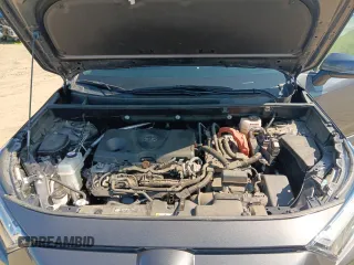 2022 Toyota RAV4 Hybrid XLE Premium with VIN 2T3B6RFV8NW035595, listed as a Copart auction lot 63302015 with 31,764 mi miles and Salvage title. Bid and sale history available at DreamBid. Image 11.