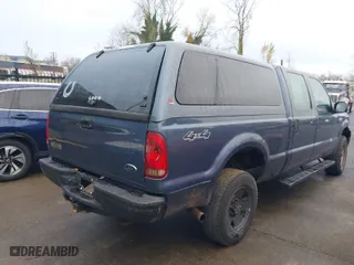 2006 Ford Super Duty F-250 XL with VIN 1FTSW21506ED52679, listed as a IAAI auction lot 41049443 with 241,969 mi miles. Bid and sale history available at carsss.com. Image 4.