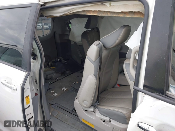 2014 Toyota Sienna Ltd with VIN 5TDDK3DC0ES090319, listed as a IAAI auction lot 41778096 with 171,953 mi miles. Bid and sale history available at carsss.com. Image 8.