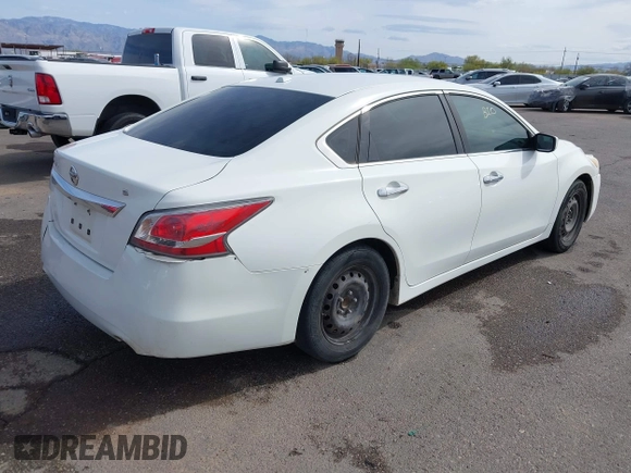 2015 Nissan Altima 2.5 S with VIN 1N4AL3APXFC458957, listed as a IAAI auction lot 41921941 with 210,195 mi miles. Bid and sale history available at carsss.com. Image 4.