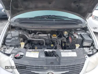 2004 Chrysler Town & Country Touring with VIN 2C4GP54L04R518553, listed as a IAAI auction lot 41031132 with 195,652 mi miles and . Bid and sale history available at DreamBid. Image 10.