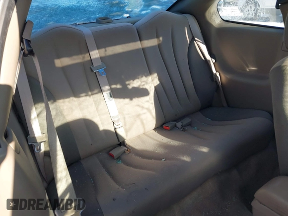 2005 Pontiac Sunfire z VIN 3G2JB12F35S101138, wystawiony jako IAAI lot #41377351 z przebiegiem 167 995 mil mil oraz . Historia ofert i sprzedaży dostępna na DreamBid. Obrazek 8.