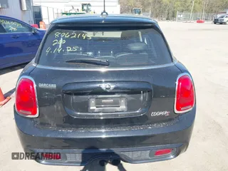 2016 MINI Hardtop 4 Door S z VIN WMWXU3C51G2D29400, wystawiony jako IAAI lot #42064309 z przebiegiem 85 021 mil mil oraz . Historia ofert i sprzedaży dostępna na DreamBid. Obrazek 16.