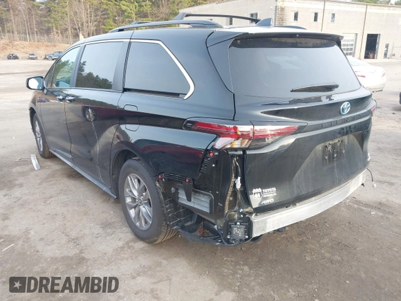 2024 Toyota Sienna XLE with VIN 5TDJSKFC9RS152557, listed as a IAAI auction lot 41898789 with 3,136 mi miles and . Bid and sale history available at DreamBid. Image 3.