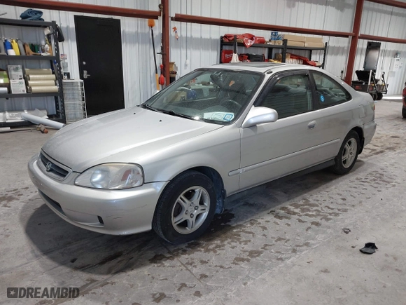 2000 Honda Civic EX with VIN 1HGEJ8142YL112989, listed as a IAAI auction lot 41469210 with 117,154 mi miles. Bid and sale history available at carsss.com. Image 2.