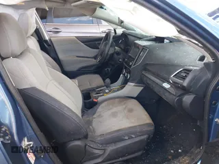 2019 Subaru Forester Premium with VIN JF2SKAGC9KH412500, listed as a IAAI auction lot 41861741 with 45,000 mi miles. Bid and sale history available at carsss.com. Image 5.