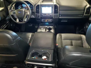 2018 Ford Expedition XLT with VIN 1FMJU1JT3JEA44792, listed as a Copart auction lot 60996425 with 119,730 mi miles and Salvage title. Bid and sale history available at DreamBid. Image 8.