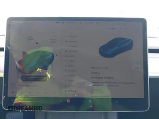 2023 Tesla Model 3 z VIN 5YJ3E1EA2PF410378, wystawiony jako IAAI lot #42265294 z przebiegiem 16 000 mil mil oraz . Historia ofert i sprzedaży dostępna na DreamBid. Obrazek 7.