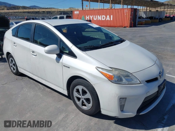 2015 Toyota Prius Four with VIN JTDKN3DU8F0426195, listed as a IAAI auction lot 41529611 with 137,377 mi miles. Bid and sale history available at carsss.com. Image 1.