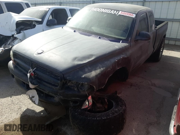 2000 Dodge Dakota SLT with VIN 1B7GG22X1YS655459, listed as a Copart auction lot 84569564 with 240,478 mi miles and Non Repairable. Bid and sale history available at DreamBid. Image 1.