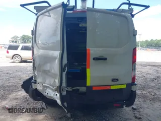 2023 Ford Transit Cargo z VIN 1FTYE1Y82PKA83403, wystawiony jako IAAI lot #42621450 z przebiegiem 44 617 mil mil oraz . Historia ofert i sprzedaży dostępna na DreamBid. Obrazek 16.