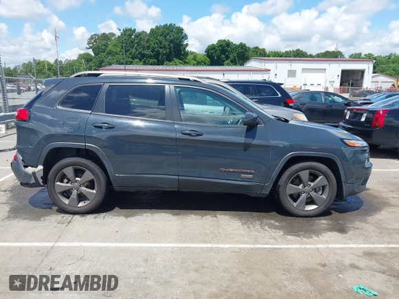 2016 Jeep Cherokee Latitude with VIN 1C4PJLCBXGW284156, listed as a IAAI auction lot 42264152 with 117,327 mi miles and . Bid and sale history available at DreamBid. Image 13.