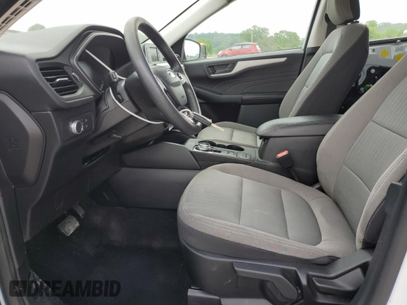 2021 Ford Escape S z VIN 1FMCU0F61MUA01603, wystawiony jako Copart lot #56311505 z przebiegiem 142 398 mil mil oraz Szkoda całkowita • Salvage title. Historia ofert i sprzedaży dostępna na DreamBid. Obrazek 7.