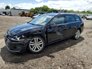 2017 Volkswagen Golf SportWagen S with VIN 3VWC17AU3HM502978, listed as a Copart auction lot 60841674 with 60,114 mi miles and Salvage Title. Bid and sale history available at carsss.com. Image 1.