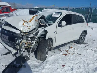 2019 Mitsubishi Outlander ES z VIN JA4AR3AU6KU026525, wystawiony jako IAAI lot #41261633 z przebiegiem 73 000 mil mil oraz . Historia ofert i sprzedaży dostępna na DreamBid. Obrazek 2.