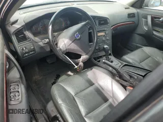 2004 Volvo S60 with VIN YV1RS59V042403509, listed as a Copart auction lot 72057704 with 162,994 mi miles and Salvage Title. Bid and sale history available at carsss.com. Image 8.