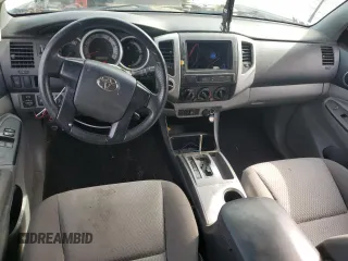 2012 Toyota Tacoma z VIN 5TFUU4EN4CX045438, wystawiony jako Copart lot #57255035 z przebiegiem 171 768 mil mil oraz Szkoda całkowita • Salvage title. Historia ofert i sprzedaży dostępna na DreamBid. Obrazek 8.