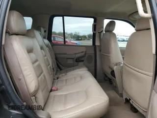 2005 Ford Explorer XLT z VIN 1FMZU63K95UA09657, wystawiony jako Copart lot #51505505 z przebiegiem 164 160 mil mil oraz Szkoda całkowita • Salvage title. Historia ofert i sprzedaży dostępna na DreamBid. Obrazek 12.