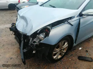 2013 Hyundai Sonata SE with VIN 5NPEC4AC9DH675612, listed as a IAAI auction lot 41257791 with 189,700 mi miles. Bid and sale history available at carsss.com. Image 13.