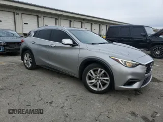 2018 Infiniti QX30 Premium z VIN SJKCH5CP7JA003241, wystawiony jako Copart lot #82825934 z przebiegiem 64 411 mil mil oraz Szkoda całkowita • Salvage title. Historia ofert i sprzedaży dostępna na DreamBid. Obrazek 4.