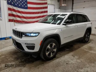 2024 Jeep Grand Cherokee with VIN 1C4RJYB68R8959293, listed as a Copart auction lot 64013865 with 29,218 mi miles and Clean title. Bid and sale history available at DreamBid. Image 1.