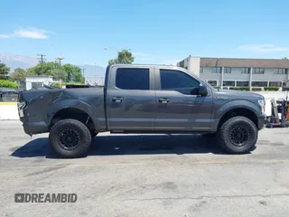 2018 Ford F-150 XL с VIN 1FTEW1EP2JKE71489, выставлен на аукционе IAAI как лот 42690928 с пробегом 93 696 миль миль и . История ставок и продаж доступна на DreamBid. Изображение 13.