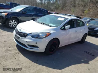 2014 Kia Forte EX with VIN KNAFZ4A85E5096324, listed as a IAAI auction lot 41704435 with 138,311 mi miles. Bid and sale history available at carsss.com. Image 2.