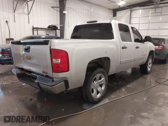 2013 Chevrolet Silverado 1500 LS with VIN 3GCPKREA1DG156984, listed as a IAAI auction lot 41924312 with 117,018 mi miles and . Bid and sale history available at DreamBid. Image 4.