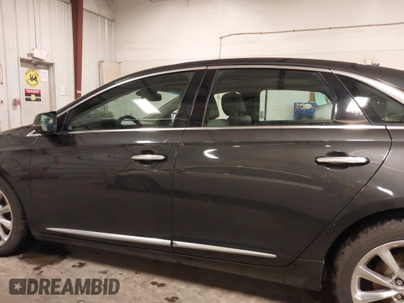 2013 Cadillac XTS Luxury with VIN 2G61R5S32D9101909, listed as a IAAI auction lot 41461611 with 110,603 mi miles. Bid and sale history available at carsss.com. Image 14.