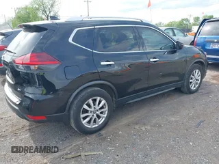 2018 Nissan Rogue S with VIN KNMAT2MT5JP619388, listed as a IAAI auction lot 42113687 with 186,220 mi miles and . Bid and sale history available at carsss.com. Image 4.