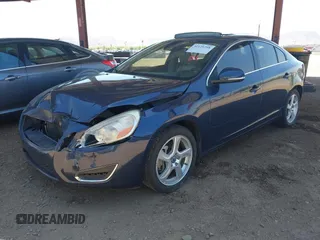 2012 Volvo S60 T5 с VIN YV1622FS6C2076723, выставлен на аукционе IAAI как лот 42125298 с пробегом 165 184 миль миль и . История ставок и продаж доступна на DreamBid. Изображение 17.