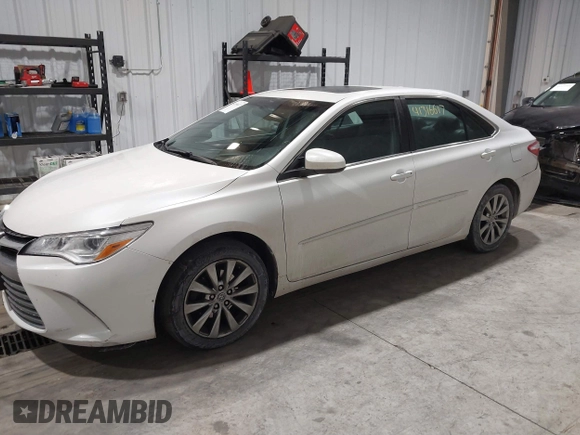 2016 Toyota Camry XSE with VIN 4T1BK1FK0GU570869, listed as a IAAI auction lot 41316617 with 71,425 mi miles. Bid and sale history available at carsss.com. Image 17.