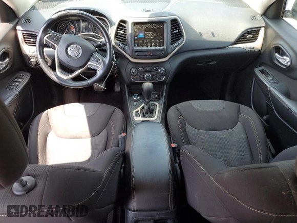 2016 Jeep Cherokee Latitude with VIN 1C4PJMCB2GW375170, listed as a Copart auction lot 66124075 with 104,929 mi miles and Clean title. Bid and sale history available at DreamBid. Image 8.