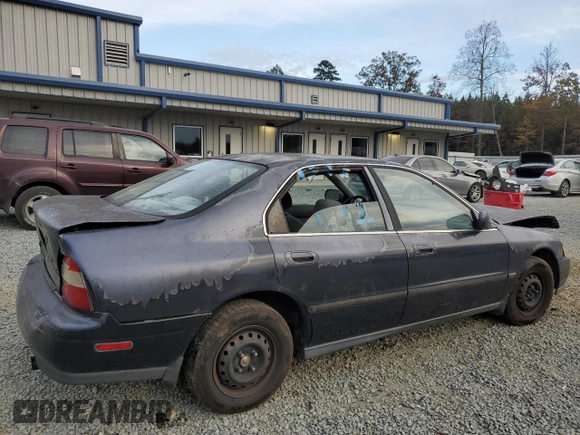 1995 Honda Accord LX with VIN 1HGCD5630SA032204, listed as a Copart auction lot 79454934 with 52,291 mi miles and Salvage Title. Bid and sale history available at DreamBid. Image 3.