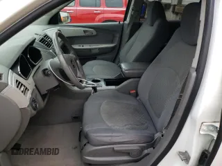 2012 Chevrolet Traverse LS z VIN 1GNKRFED7CJ396589, wystawiony jako Copart lot #52630935 z przebiegiem 130 670 mil mil oraz Szkoda całkowita • Salvage title. Historia ofert i sprzedaży dostępna na DreamBid. Obrazek 7.