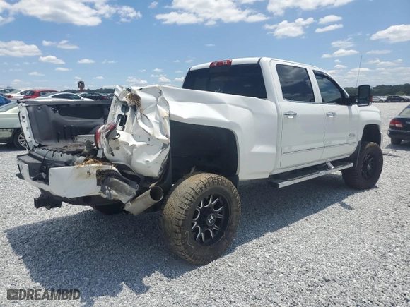2015 Chevrolet Silverado 2500HD Built After Aug 14 High Country with VIN 1GC1KXE88FF535184, listed as a Copart auction lot 61804964 with NaN miles and Salvage Title. Bid and sale history available at carsss.com. Image 3.