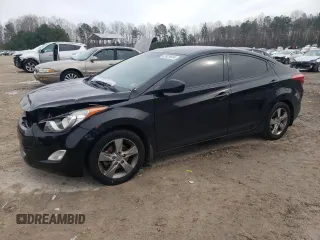 2013 Hyundai Elantra GLS z VIN KMHDH4AE2DU642595, wystawiony jako Copart lot #87429834 z przebiegiem Nie podano mil oraz Szkoda całkowita • Salvage title. Historia ofert i sprzedaży dostępna na DreamBid. Obrazek 1.