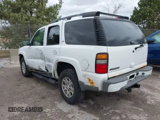 2006 Chevrolet Tahoe Z71 with VIN 1GNEK13Z86R129700, listed as a IAAI auction lot 41949718 with 276,764 mi miles. Bid and sale history available at carsss.com. Image 3.