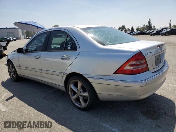 2004 Mercedes-Benz C 240 с VIN WDBRF61J94F503303, выставлен на аукционе Copart как лот 57877645 с пробегом 193 702 миль миль и Списание • Salvage title. История ставок и продаж доступна на DreamBid. Изображение 2.