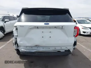 2020 Ford Explorer with VIN 1FMSK7BH8LGC99324, listed as a IAAI auction lot 42379677 with 51,487 mi miles and . Bid and sale history available at DreamBid. Image 6.