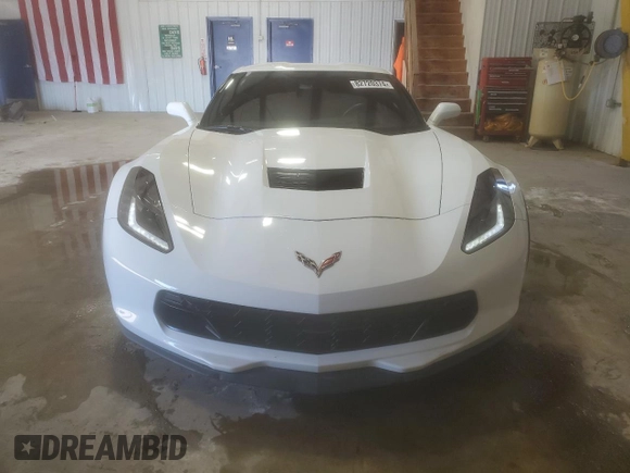2017 Chevrolet Corvette Grand Sport 2LT with VIN 1G1YY2D77H5101557, listed as a Copart auction lot 82720374 with 8,735 mi miles and Salvage Title. Bid and sale history available at carsss.com. Image 5.