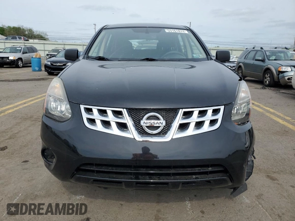 2015 Nissan Rogue S z VIN JN8AS5MV9FW260988, wystawiony jako Copart lot #82910494 z przebiegiem 104 086 mil mil oraz Szkody całkowita. Historia ofert i sprzedaży dostępna na DreamBid. Obrazek 5.