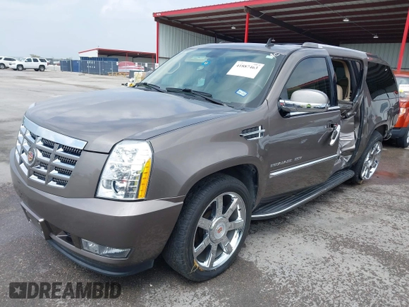 2013 Cadillac Escalade ESV Luxury with VIN 1GYS3HEF8DR135928, listed as a IAAI auction lot 41887463 with 91,774 mi miles and . Bid and sale history available at DreamBid. Image 18.
