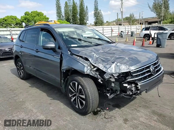 2022 Volkswagen Tiguan S with VIN 3VV1B7AX5NM138710, listed as a Copart auction lot 55900645 with 16,837 mi miles and Salvage title. Bid and sale history available at DreamBid. Image 14.