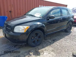 2010 Dodge Caliber SXT z VIN 1B3CB4HA4AD662848, wystawiony jako IAAI lot #42219069 z przebiegiem 177 644 mil mil oraz . Historia ofert i sprzedaży dostępna na DreamBid. Obrazek 2.